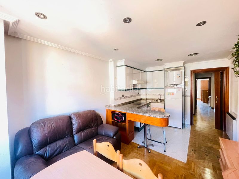 Foto 827a8703-7d3b-4f96-bd3c-f8678281d2aa. Apartament amb calefacció a Llano Gijón