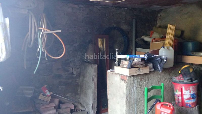Foto 17d736a9-4be5-4033-80a9-7c1cff95a894. Casa adossada amb calefacció a Pravia