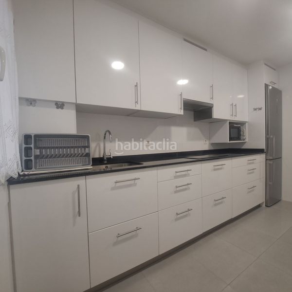 Foto 462d0d13-9172-4a8b-9dd0-383dcfa9e5f6. Rent flat with heating in Centro Gijón