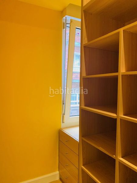 Foto 9b5b297f-d08d-42d8-8b45-fe3b658e0f04. Rent flat with heating in Laviada Gijón
