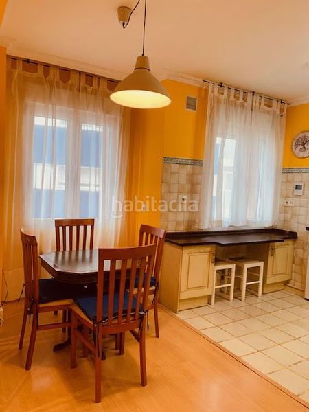 Foto ea7207ab-19eb-405e-8f31-4aa0ad0ae476. Rent flat with heating in Laviada Gijón
