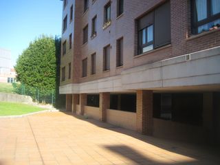Lloguer Pis a Ceares. Piso en alquiler en viesques, 3 dormitorios.
