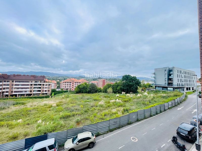 Foto 42c74574-21f7-47bc-aaee-545471eca935. Rent flat with heating parking in Ceares Gijón
