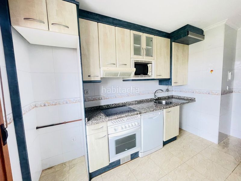 Foto 9eeb58aa-e959-417a-942b-9c530f1b6ac4. Rent flat with heating parking in Ceares Gijón