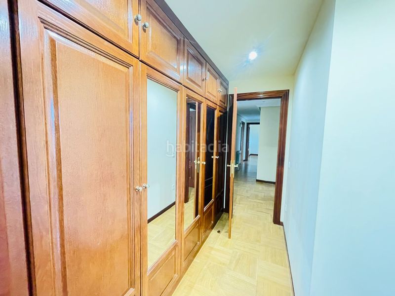Foto 9f6a11fa-4df4-40f1-b324-82b2077686f7. Rent flat with heating parking in Ceares Gijón