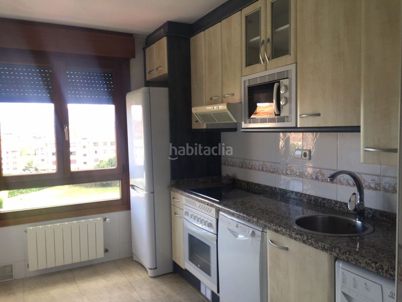 Foto be0ca61b-f515-4099-9df9-c0fd841e7da8. Rent flat with heating parking in Ceares Gijón