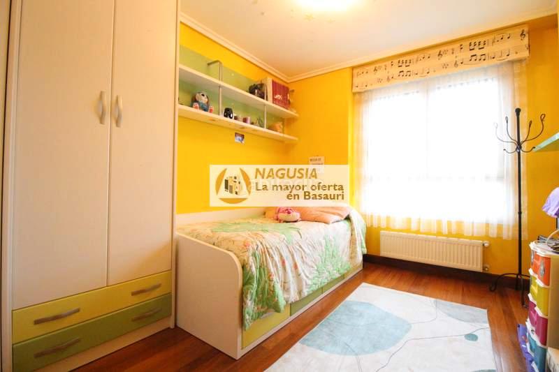 Foto 9003c284-ad17-40e3-97d2-923c49309083. Appartement avec chauffage dans Centro-Ariz-Uribarri Basauri