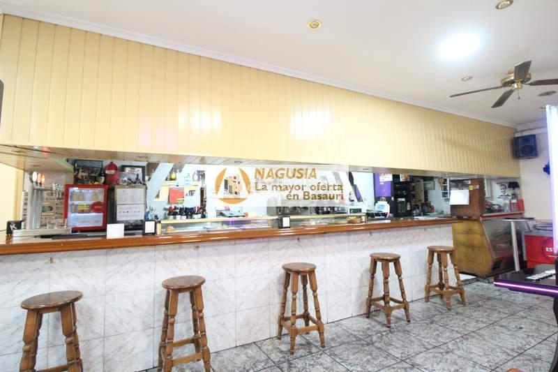 Foto dc6040de-98f6-4119-b604-cdc483ebea9f. Local comercial en Centro-Ariz-Uribarri Basauri