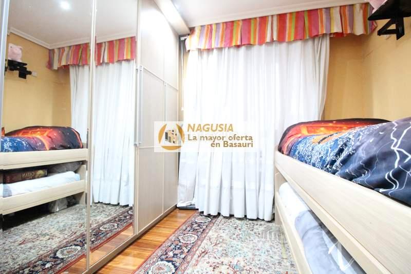 Foto f545740d-13c2-4df6-b33f-54d98466b33f. Etagenwohnung mit heizung parking in Centro-Ariz-Uribarri Basauri