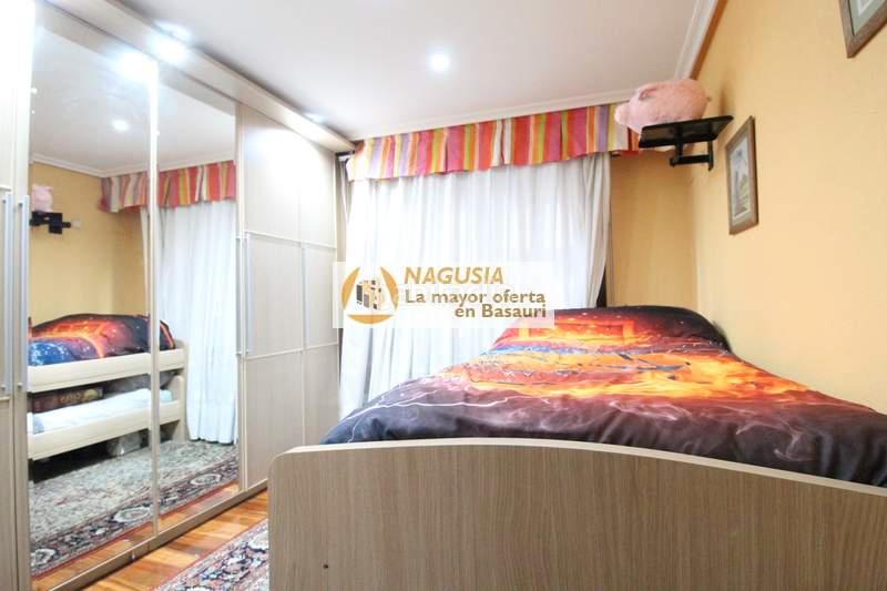 Foto 0ec649a6-f053-4d8f-9902-24d8ccaaa725. Flat with heating parking in Centro-Ariz-Uribarri Basauri