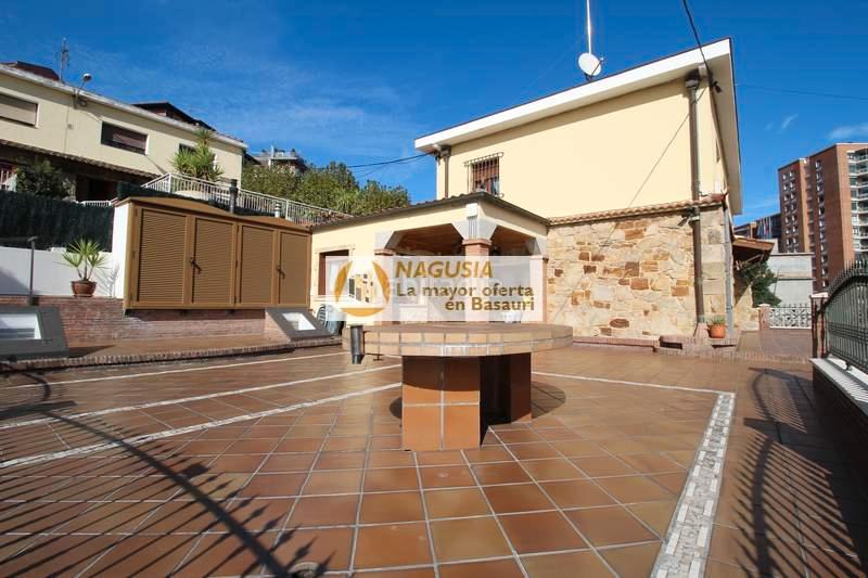 Foto 4034c9e6-dcae-419e-8ab5-eb58de582e3a. Casa a schiera con riscaldamento parcheggio in Kalero-Basozelai Basauri