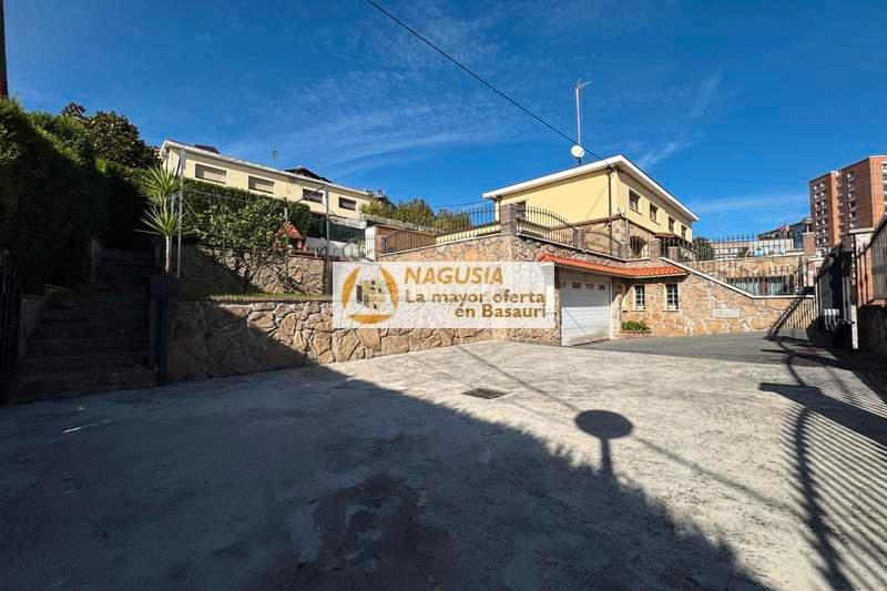 Foto 6d6bcaae-58b1-4c72-b05b-eeae1a379151. Casa a schiera con riscaldamento parcheggio in Kalero-Basozelai Basauri