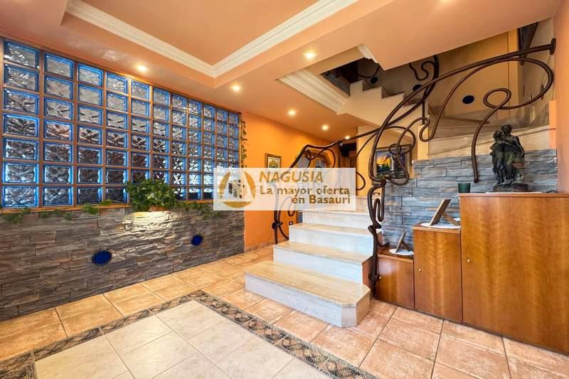 Foto f21074e7-08ba-4fdf-aa64-02fa38341624. Casa a schiera con riscaldamento parcheggio in Kalero-Basozelai Basauri