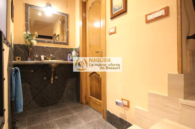 Foto 6eb86b96-6f7e-474f-9593-cfae0579141e. Casa adosada en Kalero-Basozelai Basauri