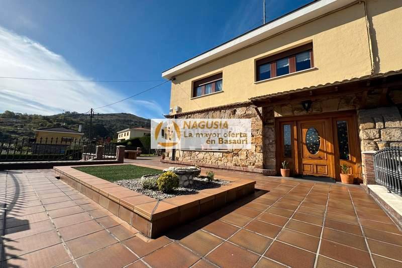 Foto 907931bb-b39f-47b4-9c66-86426d9cf032. Semi detached house with heating parking in Kalero-Basozelai Basauri