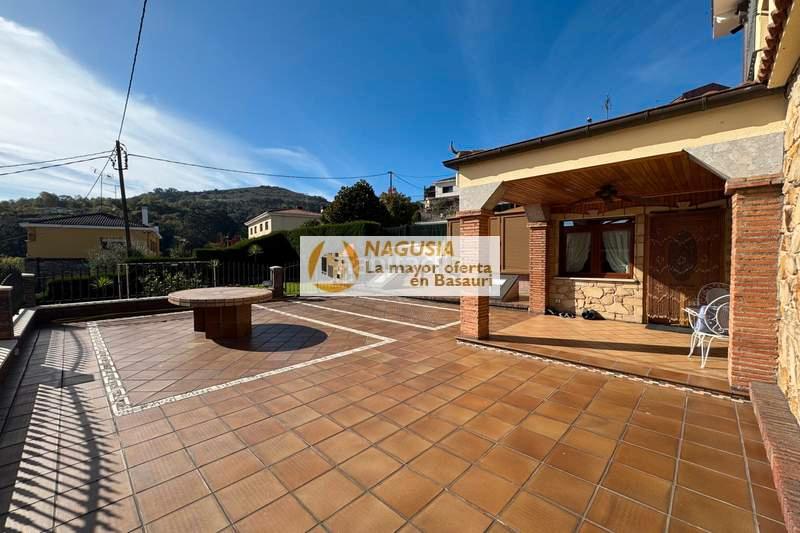 Foto fd913ffa-94bf-494a-9b30-058af4971654. Semi detached house with heating parking in Kalero-Basozelai Basauri