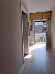 Local Comercial  Gobelaurre kalea. Local en romo de 30 m2 con escaparate