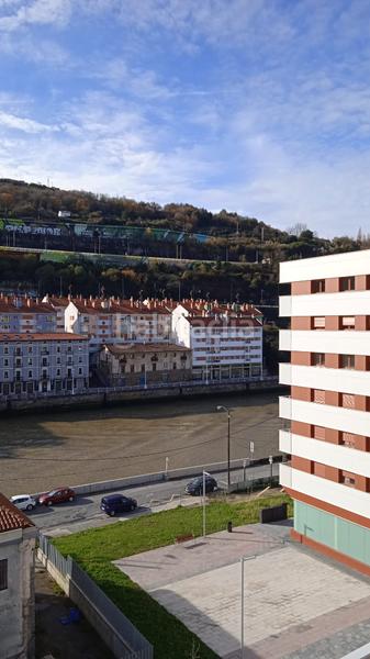 Foto e514dcc2-90b2-449d-bd10-ba553782eb62. Location appartement avec chauffage parking dans San Pedro de Deusto - La Ribera Bilbao