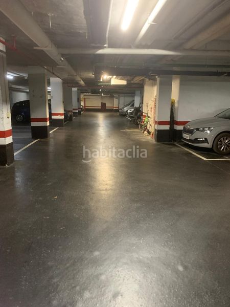 Foto 8f326f0f-836f-4fa1-a234-412e3dc40644. Aparcament cotxe a Las Arenas Getxo