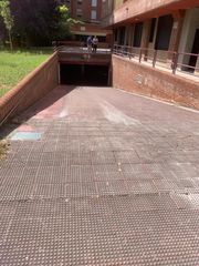 Autoparkplatz  Gobelaurre kalea. Parcela de garaje en gobelaurre.
