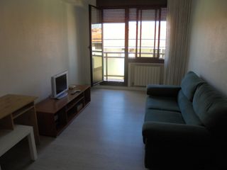 Appartamento in Las Arenas. Piso de 91 m2 construidos con terraza en el centro de romo.