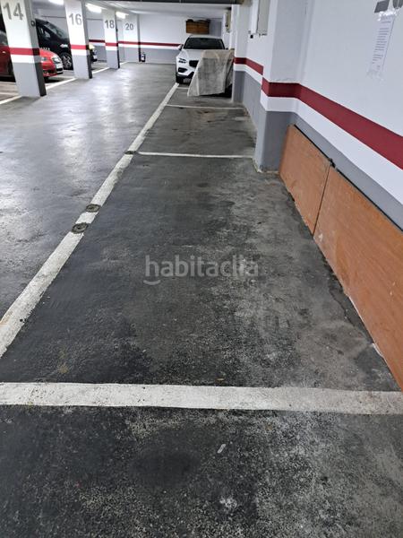 Foto 8cfae6e9-d625-4b09-983e-d016af194e29. Aparcament cotxe a Artatza-Pinueta-Pinosolo Leioa