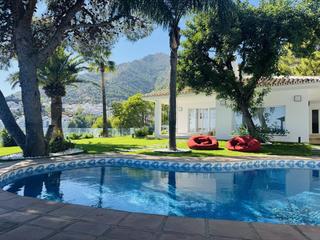 Casa  Caldera. Villa de lujo en mijas con vistas espectaculares