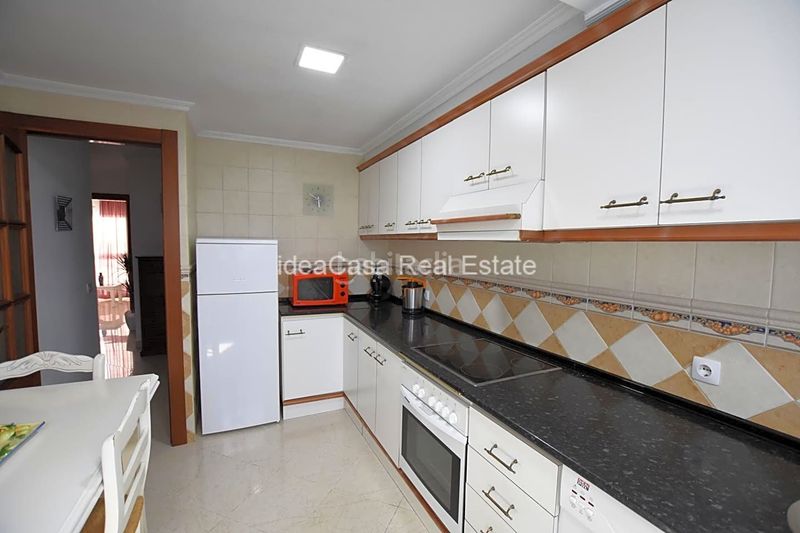 Foto 75617b7b-d10b-4bab-87ba-bfb6c5bbd3f3. Rent flat in San Alberto - La Alcubilla - Florisol Málaga