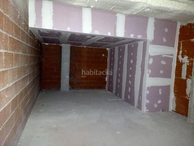 Foto e16a09ce-4bd8-4f84-9616-cd459851f3db. Alquiler local comercial en Nuevos Roces Gijón