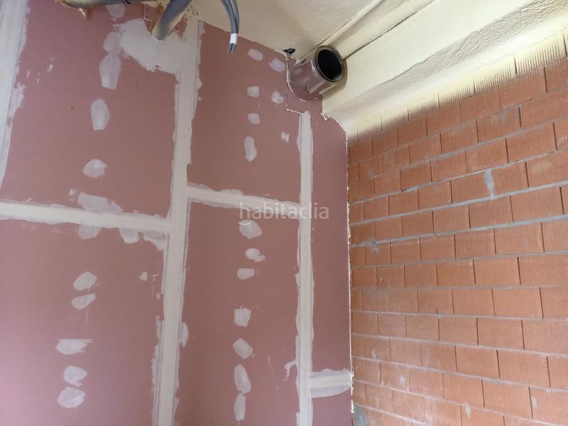 Foto 66b2769a-fb52-4486-9c55-7f430e7372f1. Affitto locale commerciale in Nuevos Roces Gijón