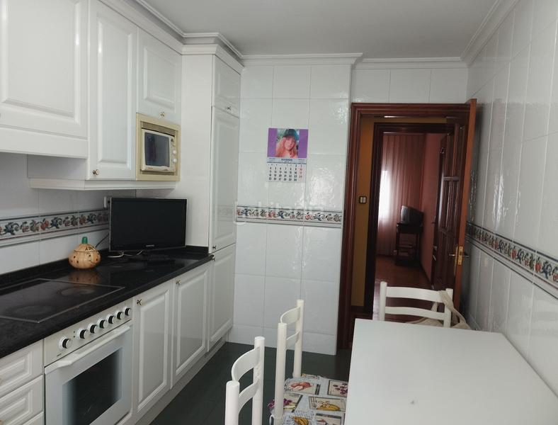 Foto 376c7800-4191-49ab-b82b-37d84ec336ea. Piso oportunidad piso venta pumarin en Pumarín Gijón
