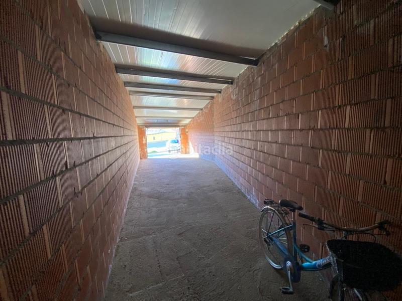 Foto 0372d151-efd4-4747-bee9-83c372c9122a. Casa amb calefacció aparcament a Algadefe