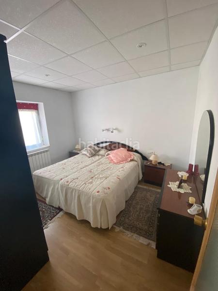 Foto 8956df0f-b2df-42e4-b15a-714d04a57e2c. Casa amb calefacció aparcament a Algadefe