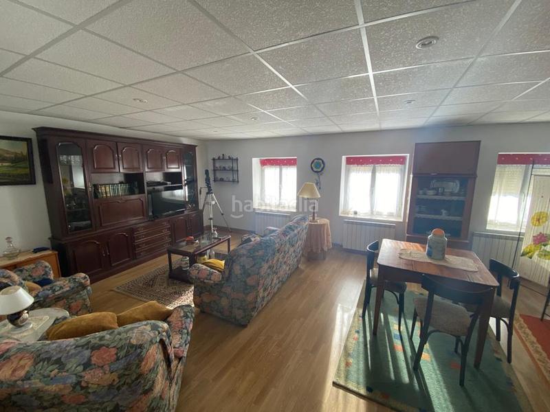 Foto e317d656-3284-4f42-a74b-a12780a39853. Casa amb calefacció aparcament a Algadefe