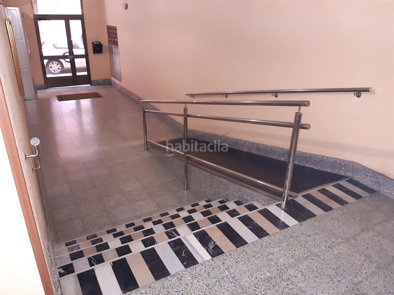 Foto d73e69f4-4ddc-4aa4-a24e-4e1dcfc6ab9c. Flat with heating in Pumarín Gijón