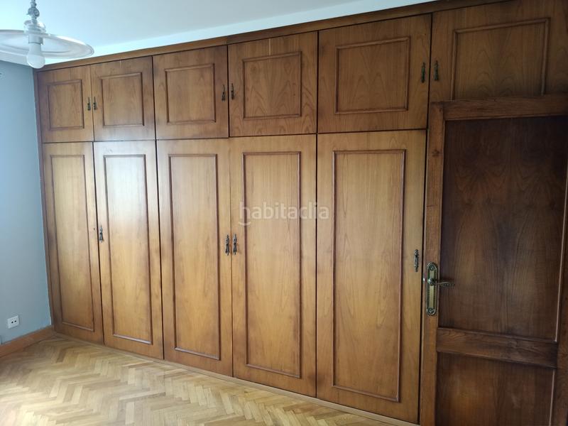 Foto 440d8186-4e29-4e27-a15c-ca5b713469cb. Flat with heating in Pumarín Gijón