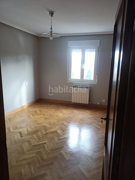 Foto 8677a23c-ce20-4f57-bca2-361611d9fdcf. Flat with heating in Pumarín Gijón