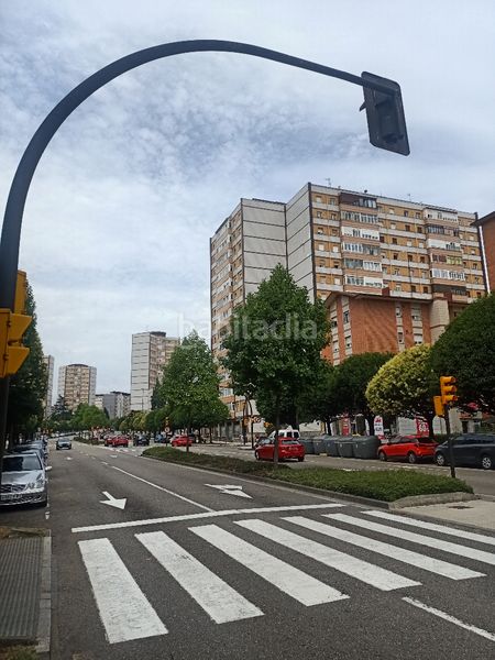 Foto 85a2e9e5-6f22-4f19-b685-162a1f8fd8d5. Pis amb calefacció a Pumarín Gijón