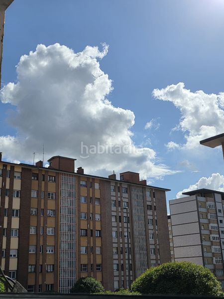 Foto f8e4a874-f70e-4a2e-8b8e-588b742f2145. Pis amb calefacció a Pumarín Gijón