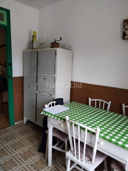 Foto f925ea23-520e-4e46-b176-20b4bebdf5a5. Masia amb aparcament a Riello