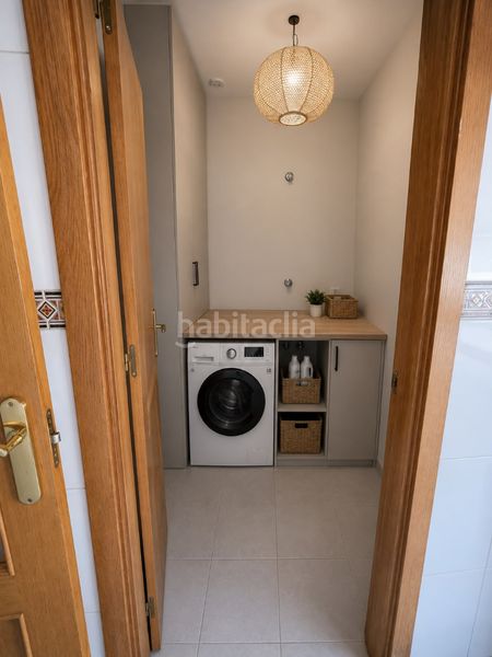 Foto 63ef1004-fef8-4197-a897-b89593e30e18. Miete dachwohnung in calle chile 14 in Huca - La Cadellada Oviedo