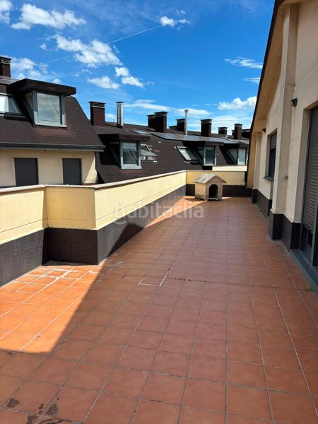 Foto 90904e95-f6aa-4027-ba17-2ba0461719a5. Miete dachwohnung in calle chile 14 in Huca - La Cadellada Oviedo