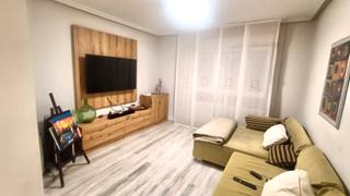 Etagenwohnung en Calle miguel servet 1. Piso mas 2 plazas de garaje