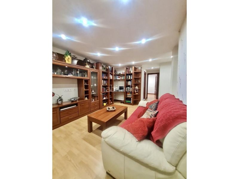 Foto 54f976f7-b4e3-405d-8aa0-55b44c81bab5. Pis a Llano Gijón