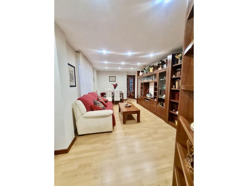 Foto b7a94dc7-2e01-44f2-ac77-5193899c8f8b. Pis a Llano Gijón