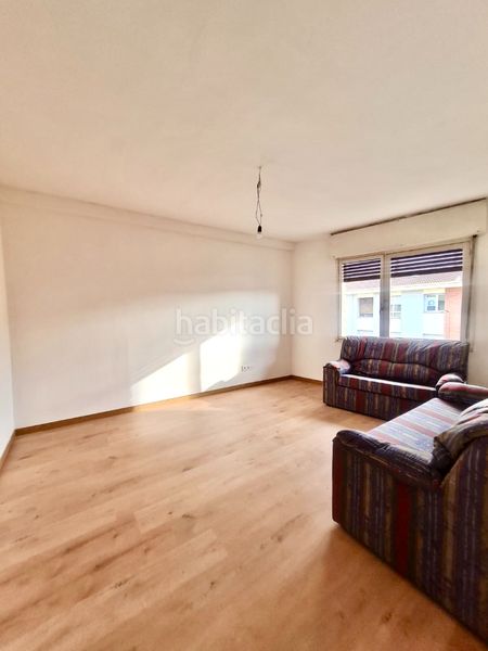 Foto 1b999721-3afd-4838-9a54-95fd67c19691. Pis a Pumarín Gijón