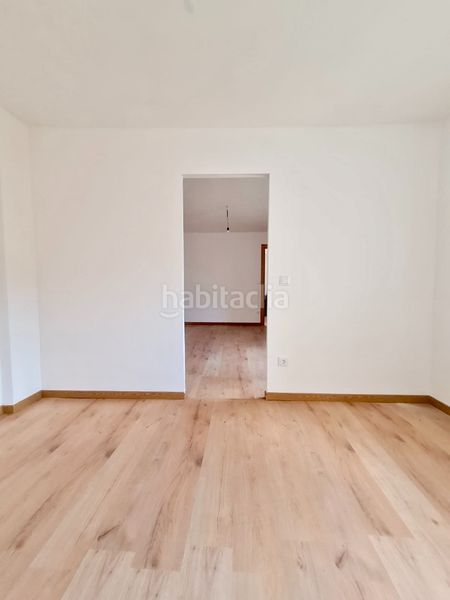 Foto b7642520-9c8c-4f65-922d-05a6eb60283a. Pis a Pumarín Gijón