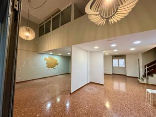 Miete Geschäftsraum  Passatge d'isabel ribó. Local impecable en finca seminueva junto torres i bages (sant an