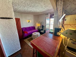 Monolocale  Carrer de sant morí. Estudio empuriabrava