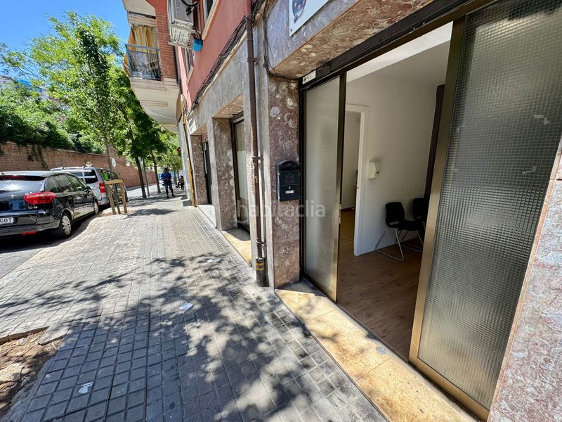 Foto 0ff65815-b195-43b7-a7ea-6ec5412b31f6. Local comercial a La Teixonera Barcelona